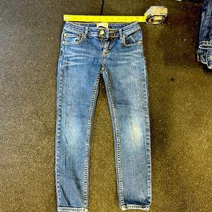 Good used condition Girls size 10-11 Roxy Girls jeans
